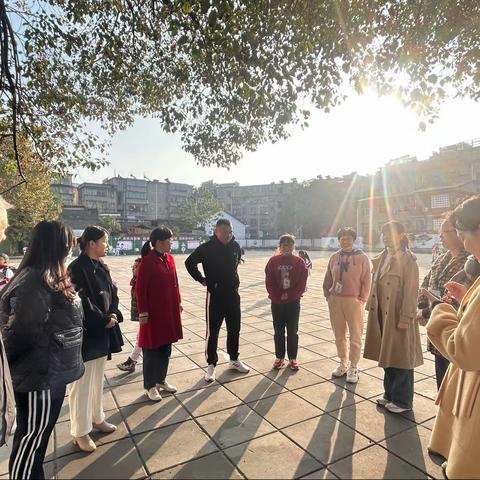 深秋迟暮，新冬可期