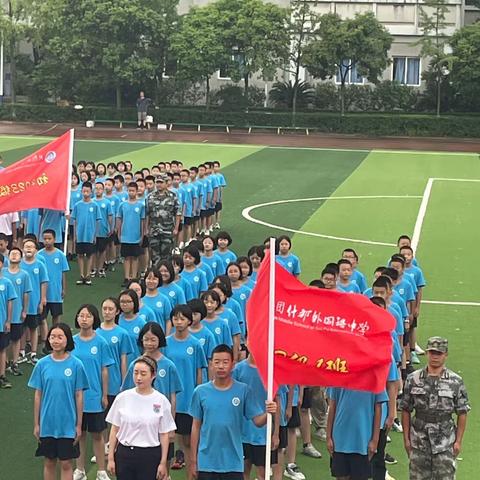 且抒凌云志，不负少年时——新生国防教育纪实