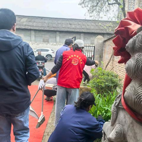 清明祭扫焕新颜，文明祭祀润心田 ——双府社区墓园清扫行动纪实