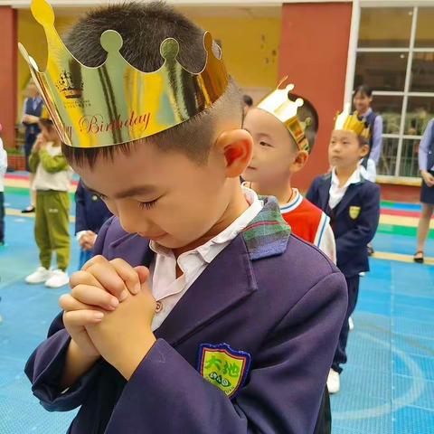 育才大地幼儿园大九班第十周精彩回顾.