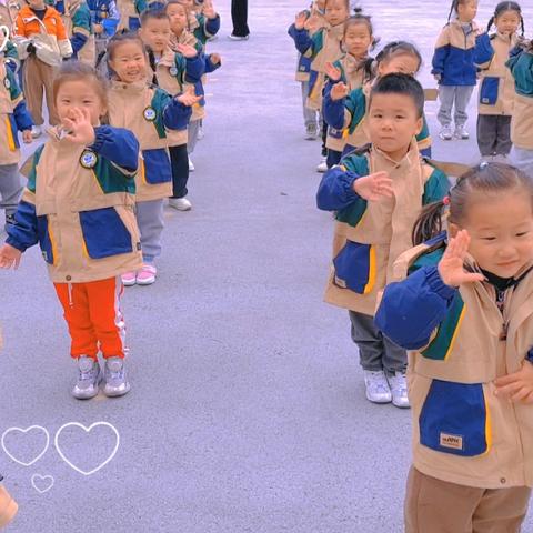 新爱婴跨世纪幼儿园小一班一周成长记—《阳光☀里的小美好》