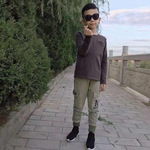 柳盛尧的金色童年，成长记录袋～👣👣👣👣👣👣