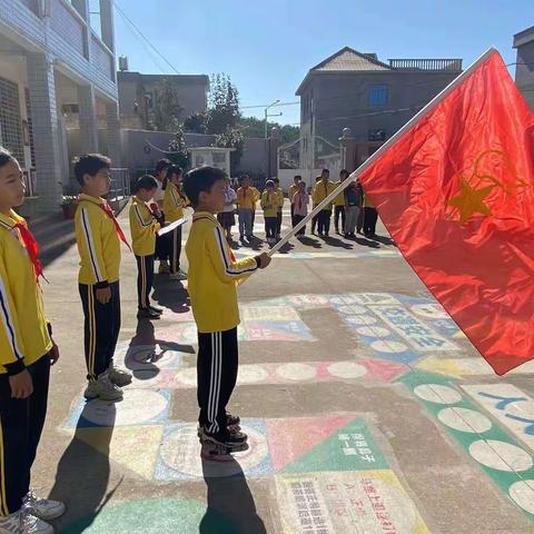 喜迎建队日，争做好队员——泉州台商投资区后曾小学新队员入队仪式