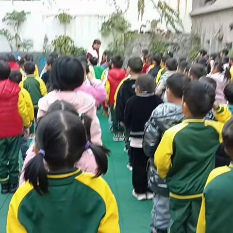 幼儿园的快乐生活 ——贝贝乐幼儿园一周回顾 大三班