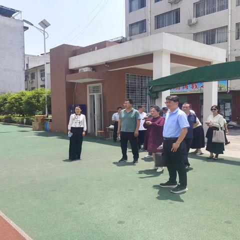 书法校园显特色 翰墨飘香润童心 --西峡县城区第一小学迎接河南省“书法实验学校”评估验收