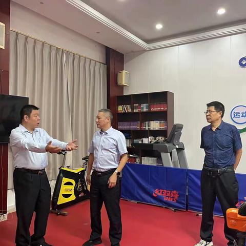 省分行工会到漯河分行进行工作调研