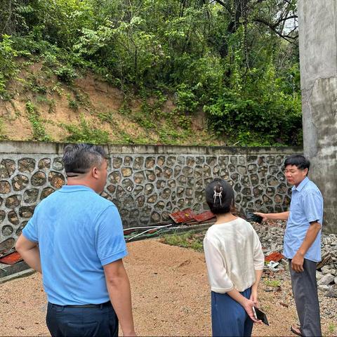 地质灾害隐患点巡查，劳筑安全防线