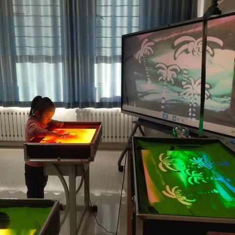 【双减+艺术活动】沙粒蕴真情，巧手绘沙画——吉格斯太镇中心小学