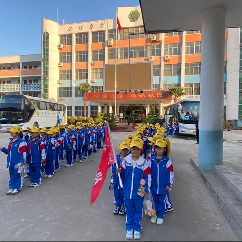 加强军事训练  提高国防意识 许昌第一外国语实验小学一年级军事训练研学记录