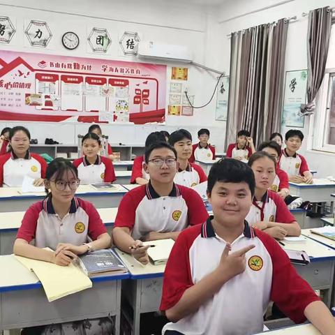 油田五中九(8)班 ﻿学雷锋我行动：青春志愿行