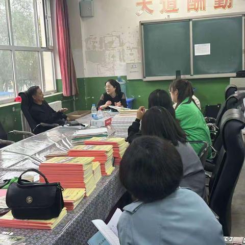 “研”“论”相济，共促学科发展                            ——历史教研组教研活动