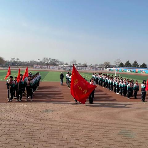 “缅怀革命先烈 赓续红色血脉”——王府蒙古族小学清明节徒步祭扫活动纪实2024.04.02