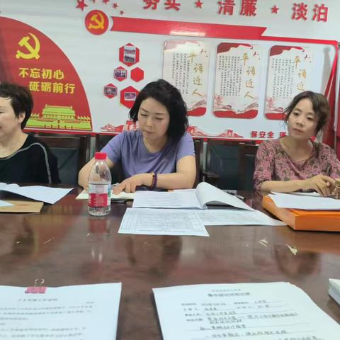 考核检查促提升 磨砺匠心向未来——金清华名师工作室2025年度考核简报