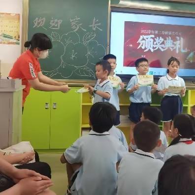 致敬老师 || 躬耕教坛，为党育人