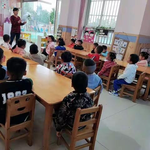 黄山丽景幼儿园小班快乐的一周。精彩瞬间