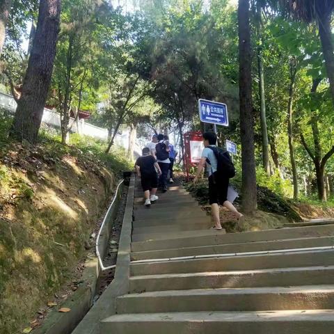 月形山生物调查2302班吴锦枫