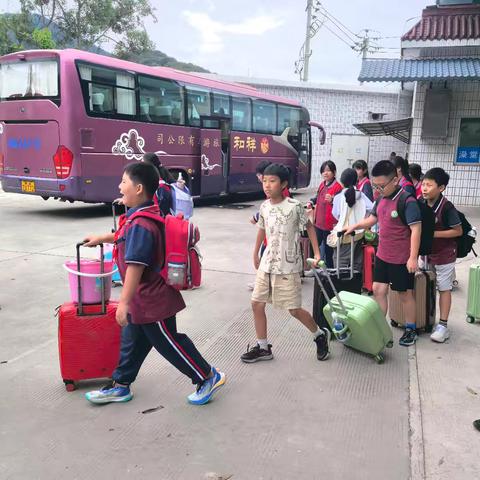 福州市西园中心小学研学实践：在体验中成长