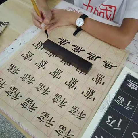 育林艺术中心寒假书法班招生