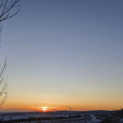 踔厉奋发迎难上 凝心聚力谱新篇