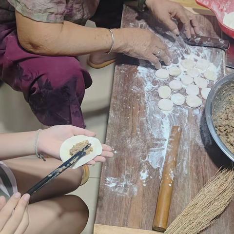 众厨芳香，三餐四季的美好（副本）