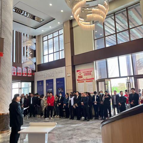 “贴心服务，创造美好生活” 街道相关领导及物业同仁们莅临印象新天地观摩交流活动