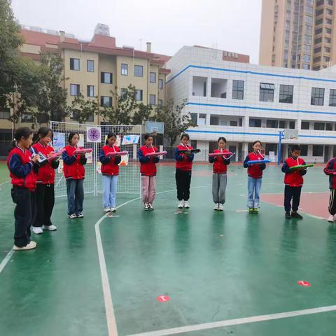 四时俱可喜 最好初冬时——五星小学第十一周值周工作总结