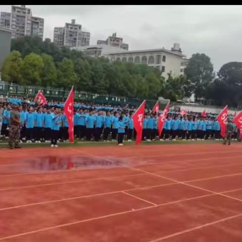 骄阳不坠青云志，少年扬帆正当时，以军训之名，赴青春之约──三阳中学2023级初一新生497班军训风采