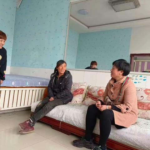 家校共育｜家访暖人心  携手育未来——汤家河镇小黑坨小学组织全体教师进行家访活动