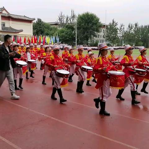 奔向未来，铸就美好明天