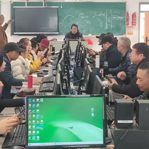 “数字赋能，银龄添彩”——退教网格员AI培训学习心得