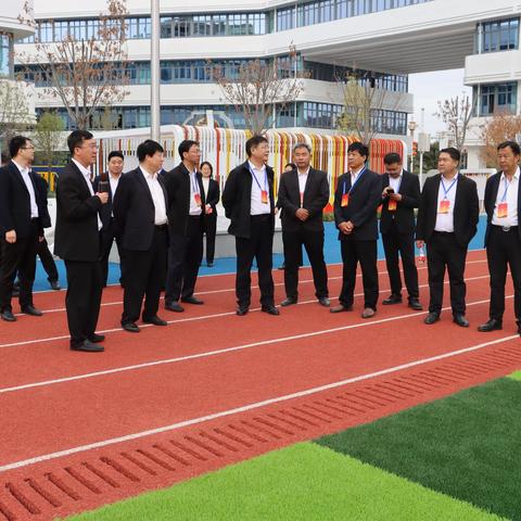 曲阳县人大常委会领导 到潮悦小学视察学校建设和管理工作情况