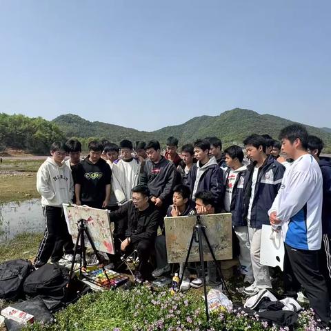 弋阳二中开展“踏青赏花正当时”美术写生活动