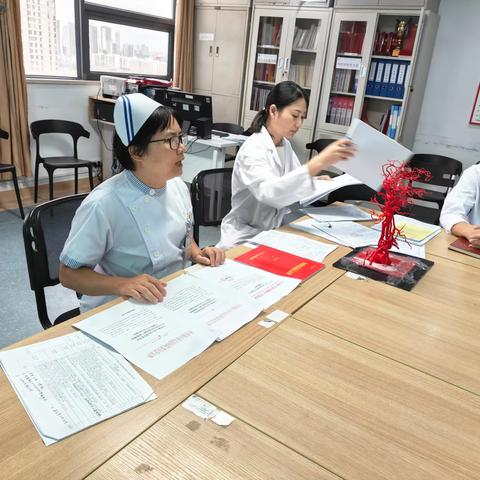 神经内科党支部召开党员大会暨党纪学习教育总结