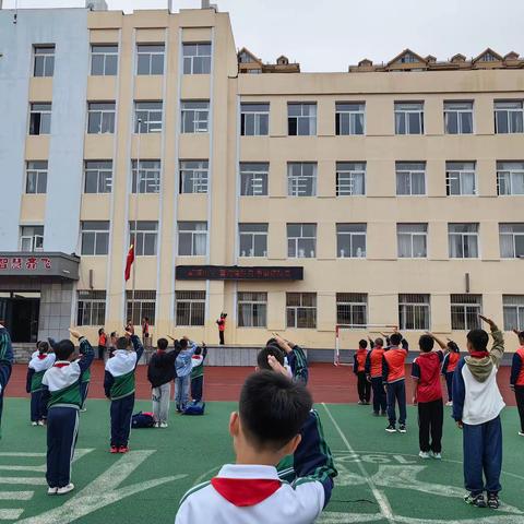 【自信新源】“红领巾心向党，争做新时代好队员”主题教育活动