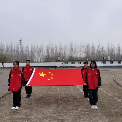 《安全警钟长鸣，共建平安校园》——樊各庄小学主题升旗仪式