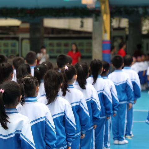 海口市第十一小学2023-2024学年度第一学期一二年级班际队形暨广播体操比赛（义龙校区）