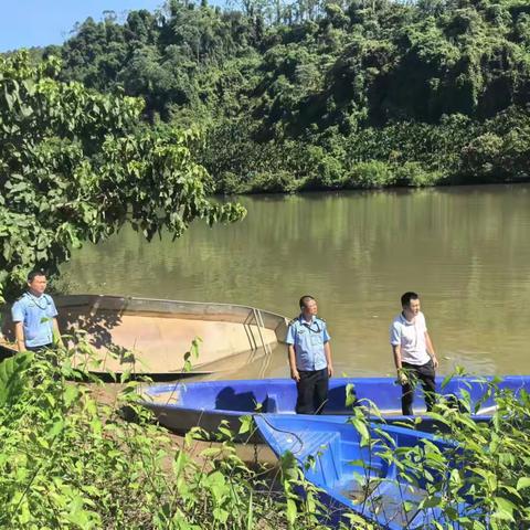 西昌镇开展常态化河道巡查 守好一方碧水