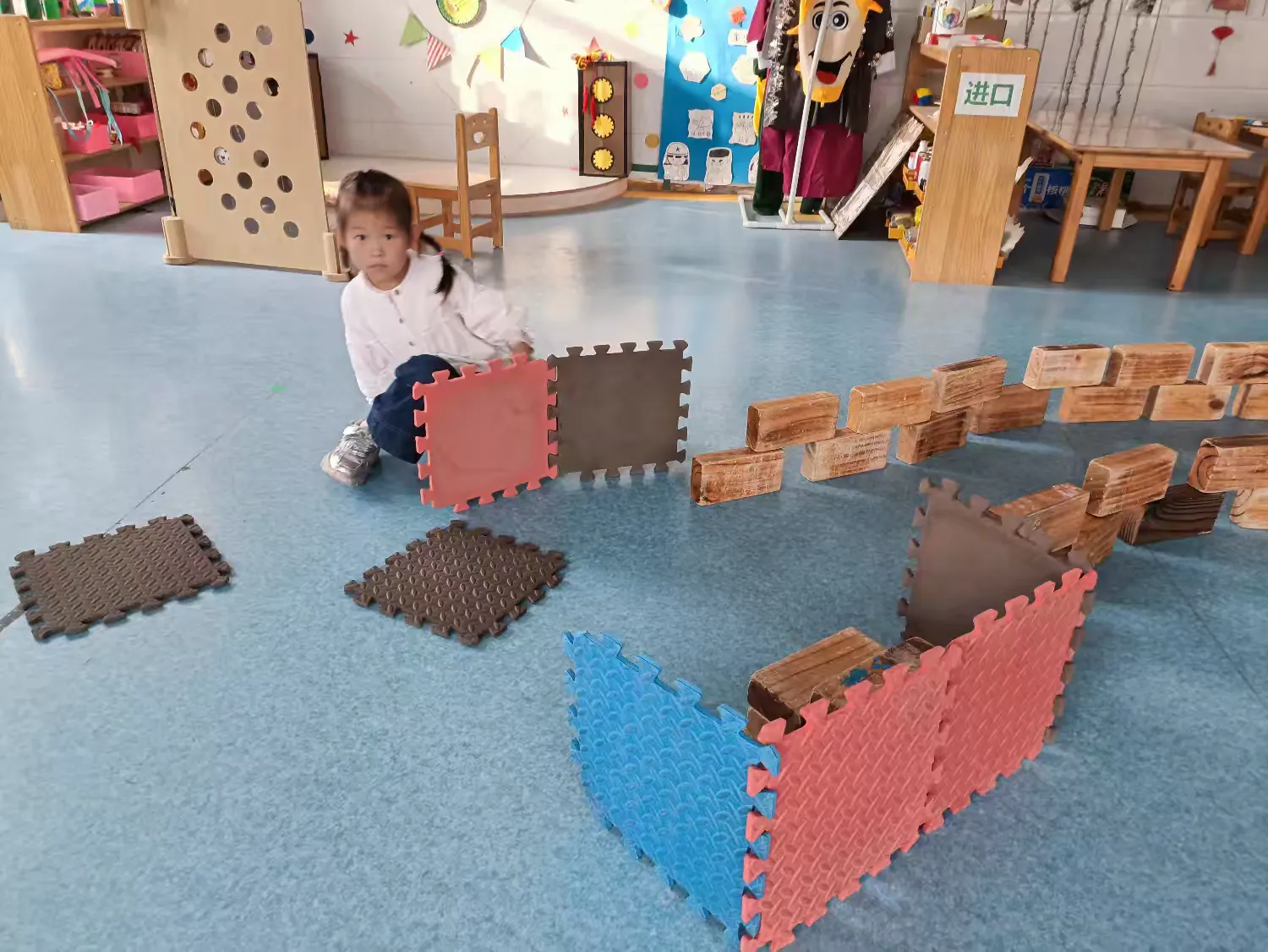 简篇-《万里长城》赵寨子镇第二中心幼儿园大班观察记录