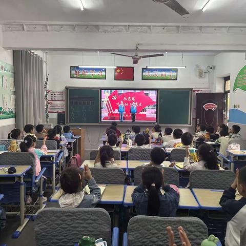 《宪法伴我们成长》——外国语小学宪法歌曲传唱活动