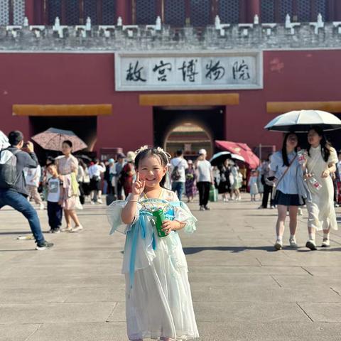 “书香满园，浸润童心”有声读物《小马过河》——宝塔区第五幼儿园小一班亲子阅读活动