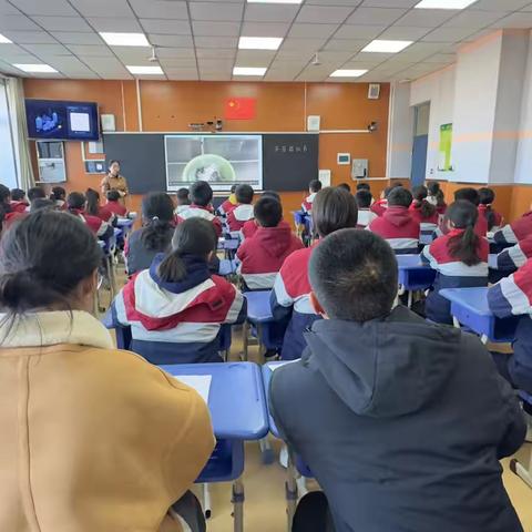 “期中问诊 习作研磨” ‍闽宁第一小学语文教学提质会