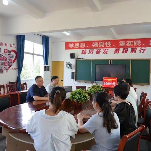 美友88786132的文章