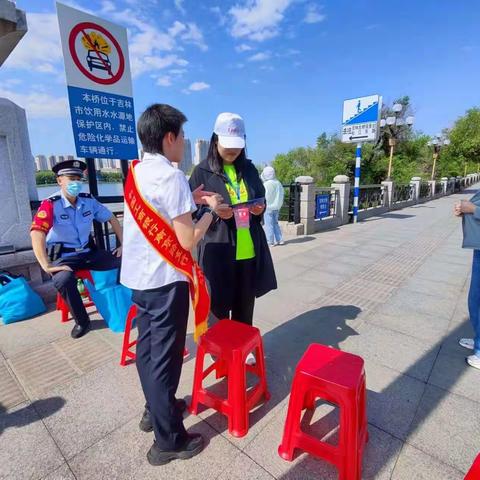 吉林市南京路支行营业部外拓开展零钱包反假币宣传活动