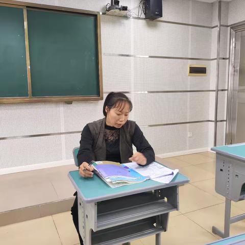 海口市第一中学初三化学组教研活动