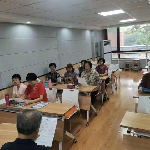 【博康养老】 迎接国庆，歌唱祖国；锻炼心肺，益寿延年 ——姚家万科城社区日间照料中心举办“迎国庆唱红歌”活动