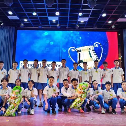 当家长开放日遇见初二英语乐学堂 🌸 Experience 校本课程：分享你的生活经历