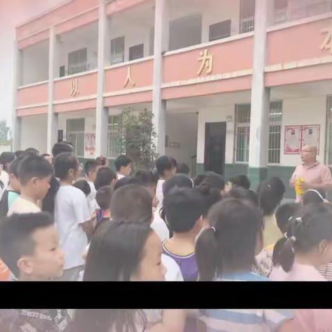 【平安校园】消防演练进校园 防范未“燃”驻心间——临颍县南街学校教育集团王孟校区仝沟学校开展消防疏散演练暨消防安全知识教育活动