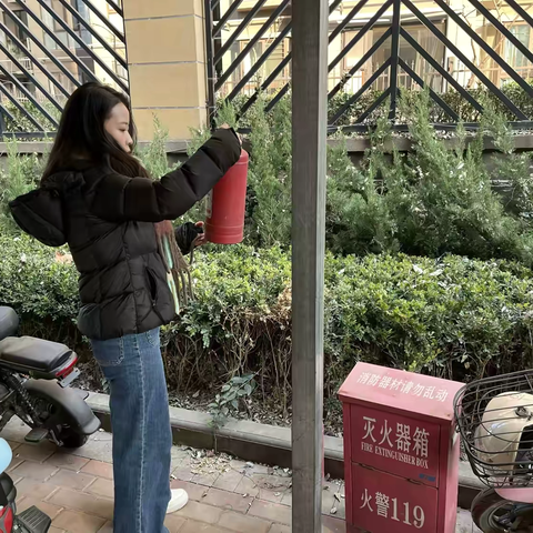 【新时代丈八】排隐患  守平安—双水磨社区电动自行车安全隐患排查在行动