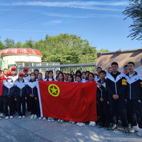 乌鲁木齐县庙尔沟中学开展“美丽家园 从我做起”志愿服务活动