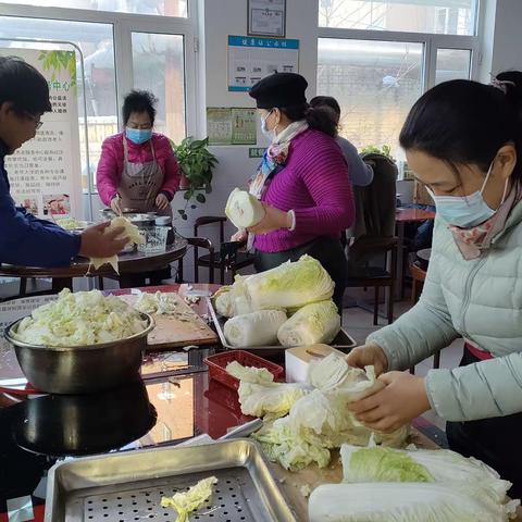 【长兴街道社工站】冬至有约浓情饺 岁寒送暖润民心